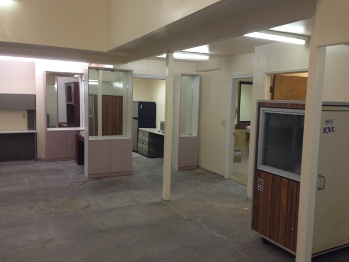 More Photos Of 5264 Long Beach Blvd, Long Beach Light Distribution For Lease