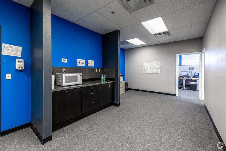 More Photos Of 11 E Church St, Marshalltown Unknown For Sale