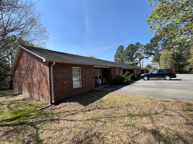 More Photos Of 703 Davidson St, Thomasville Apartments For Sale