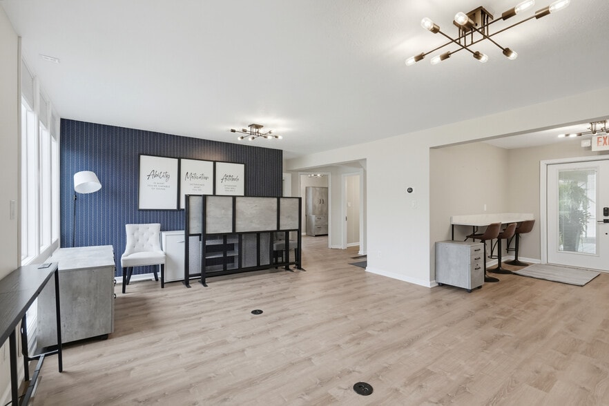 More Photos Of 9503 Brandywine Rd, Northfield Office For Lease