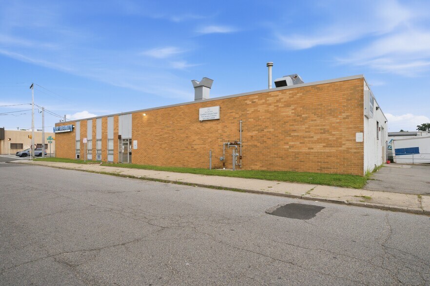 More Photos Of 315 Ralph Ave, Copiague Warehouse For Sale