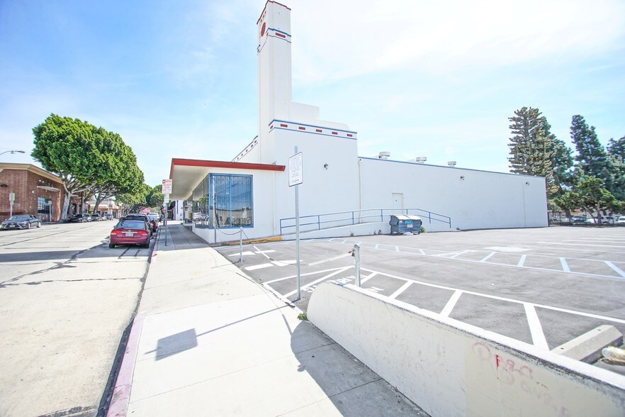 More Photos Of 12908 Bailey St, Whittier Freestanding For Sale