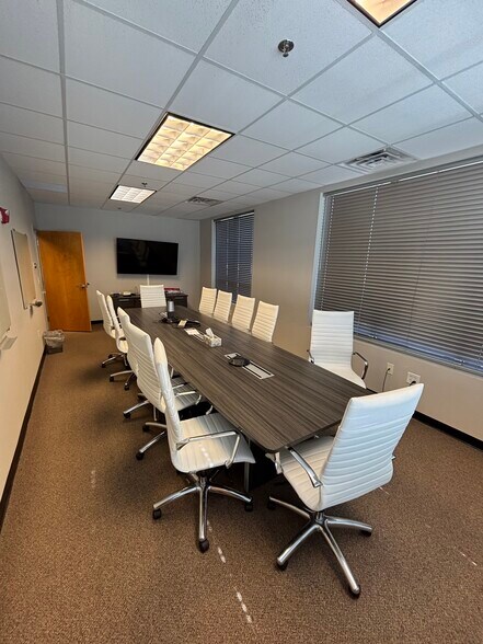 More Photos Of 1172 Satellite Blvd, Suwanee Medical For Lease