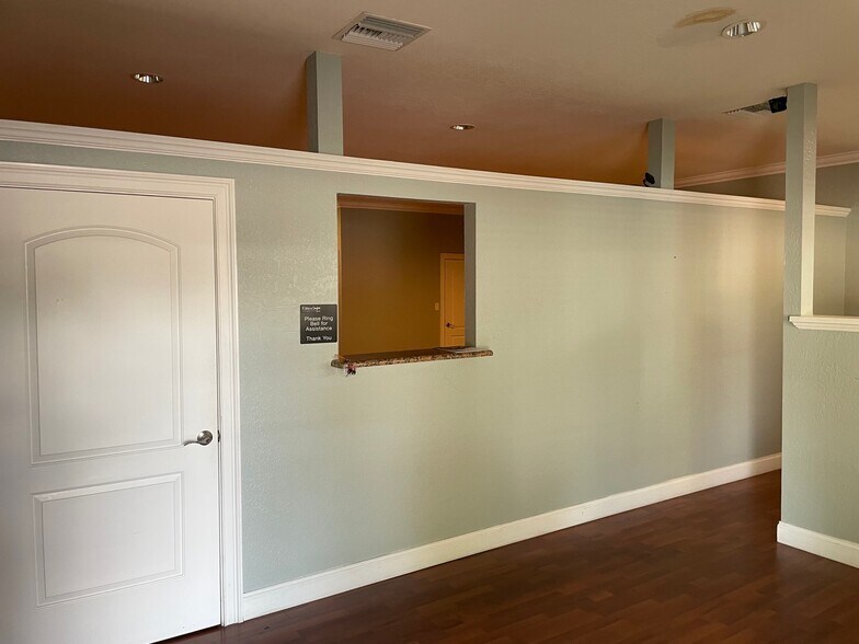 More Photos Of 1844 W Fairbanks Ave, Winter Park Office For Lease