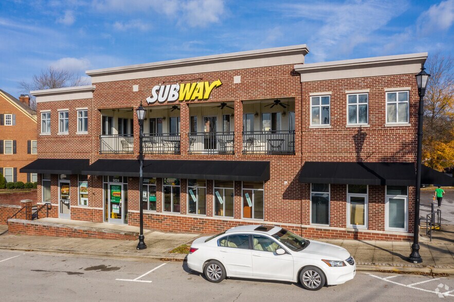 More Photos Of 5024 Harpeth Dr, Brentwood Storefront For Lease