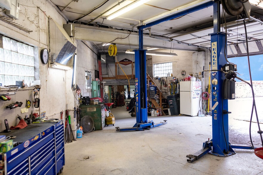 More Photos Of 8257 Frankford Ave, Philadelphia Auto Repair For Sale