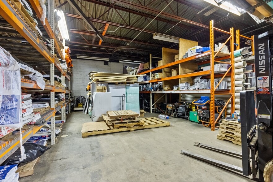 More Photos Of 1010 Spruce St, Lawrenceville Warehouse For Sale