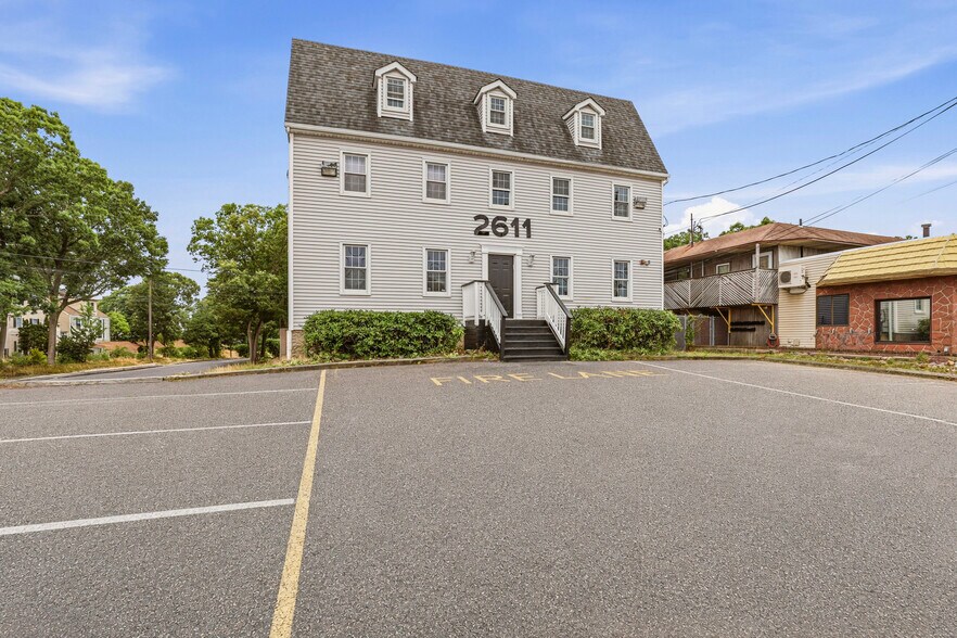 More Photos Of 2611 Route 37 E, Toms River Office For Sale