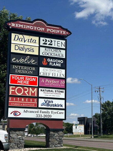 More Photos Of 2312 W 69th St, Sioux Falls General Retail For Lease