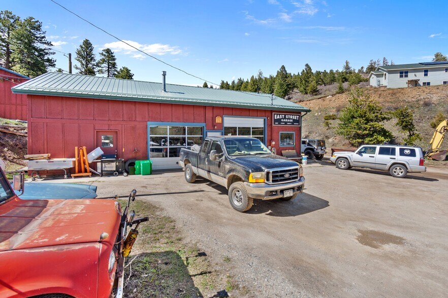More Photos Of 397-584E Highway 119, Nederland Auto Repair For Sale