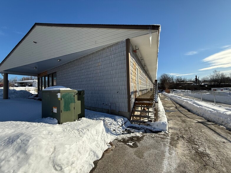 More Photos Of 118 Cambridge St, Worcester Unknown For Lease