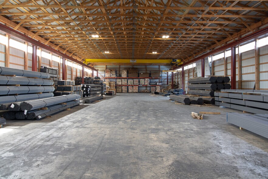 More Photos Of 1303 W Chestnut St, Union City Warehouse For Lease