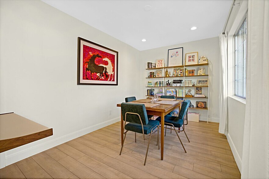 More Photos Of 7621 Norton Ave, West Hollywood Multifamily For Sale