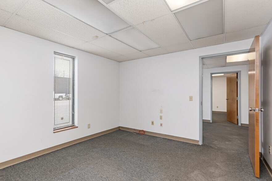 More Photos Of 1024-1026 3rd Ave S, Nashville Warehouse For Sale