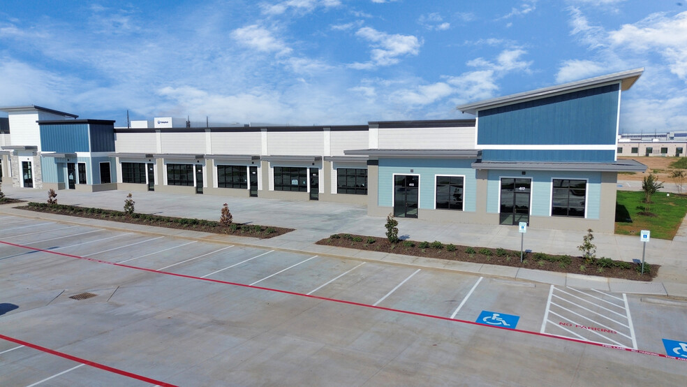 Primary Photo Of 30625 Kingsland Blvd, Brookshire Storefront Retail Office For Lease