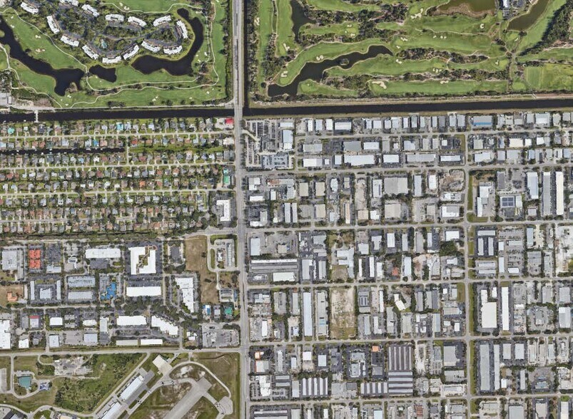 More Photos Of 3660 Arnold Ave, Naples Distribution For Lease