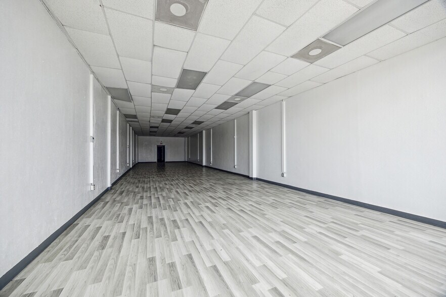 More Photos Of 3922-3936 Old Spanish Trl, Houston Unknown For Lease