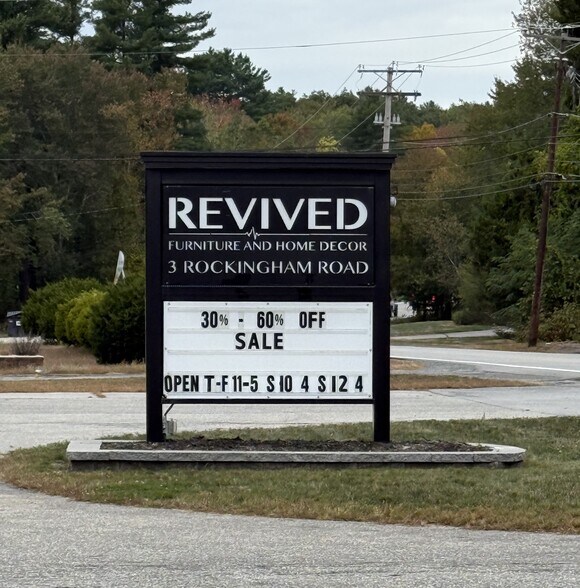 More Photos Of 3 Rockingham Rd, Londonderry Freestanding For Sale