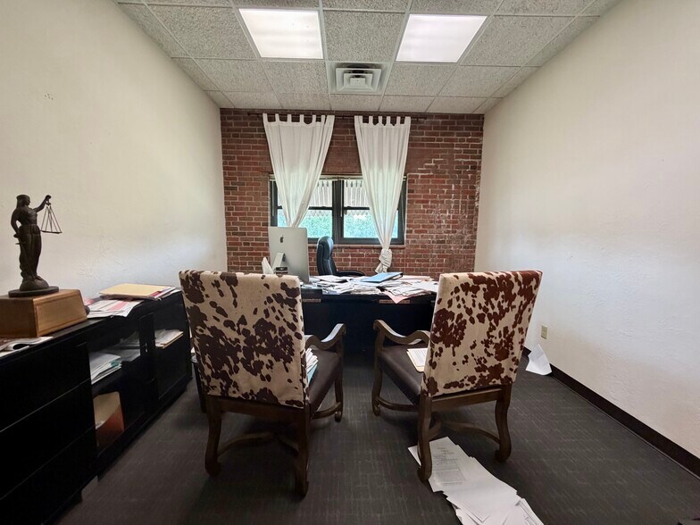 More Photos Of 3701 N Shartel Ave, Oklahoma City Office For Sale