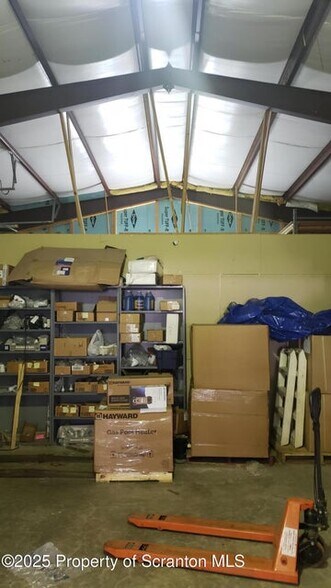 More Photos Of 2250 Scranton Carbondale Hwy, Scranton General Retail For Sale