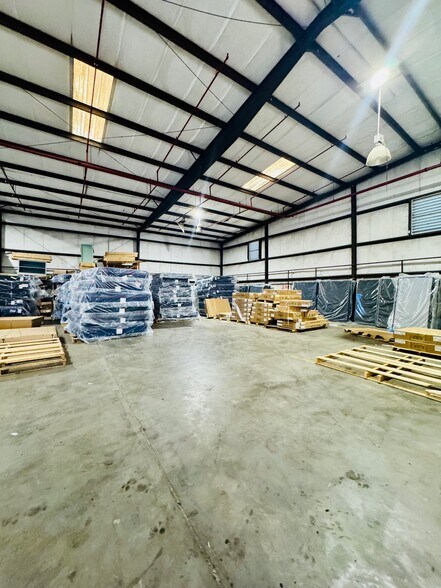 More Photos Of 226 Micolas St, Opp Warehouse For Sale