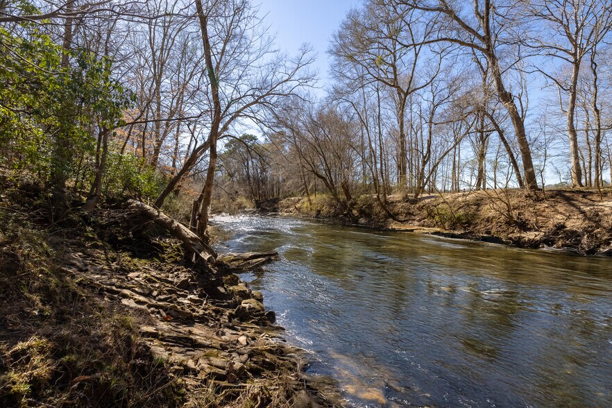 Primary Photo Of 0 Fontainbleau Dr, Conyers Land For Sale