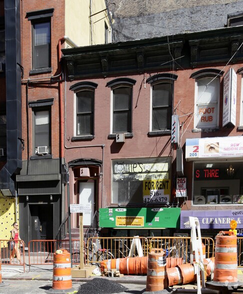 More Photos Of 203 E 26th St, New York Restaurant For Lease