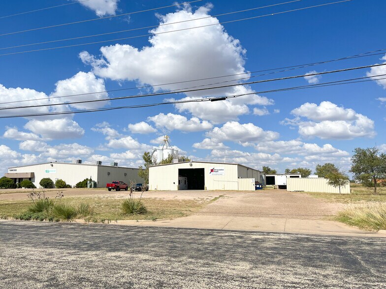 Primary Photo Of 921 E 66th, Lubbock Warehouse For Sale