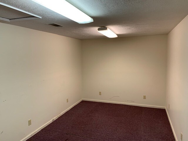 More Photos Of 109 Gordon St, Washington Office For Sale