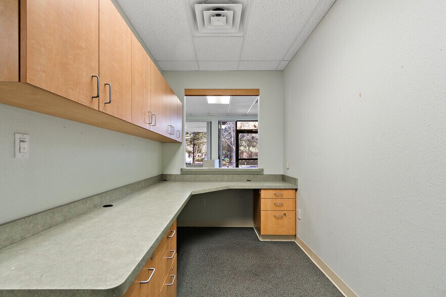 More Photos Of 1801 Hanover Dr, Davis Office Residential For Lease