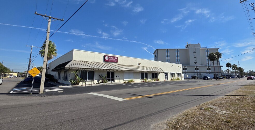 More Photos Of 1002 S Church Ave, Tampa Storefront For Lease
