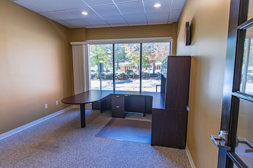 More Photos Of 9 May St, Bangor Medical For Sale