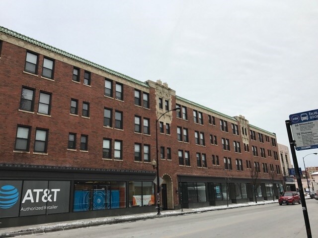 More Photos Of 2769-2787 N Milwaukee Ave, Chicago Coworking Space