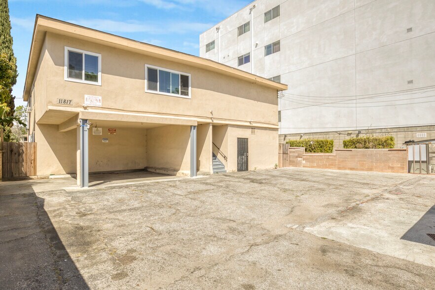 More Photos Of 11817 Culver Blvd, Los Angeles Apartments For Sale