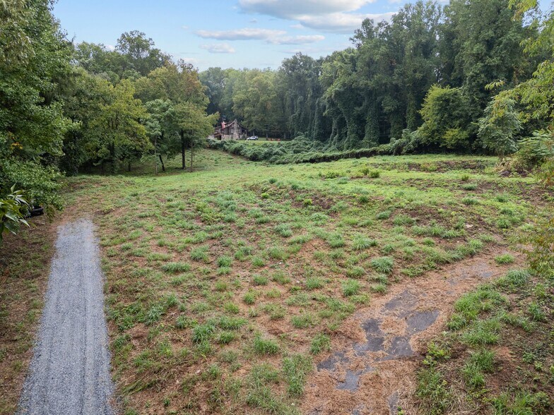 More Photos Of 1945 Hendersonville Rd, Asheville Land For Sale
