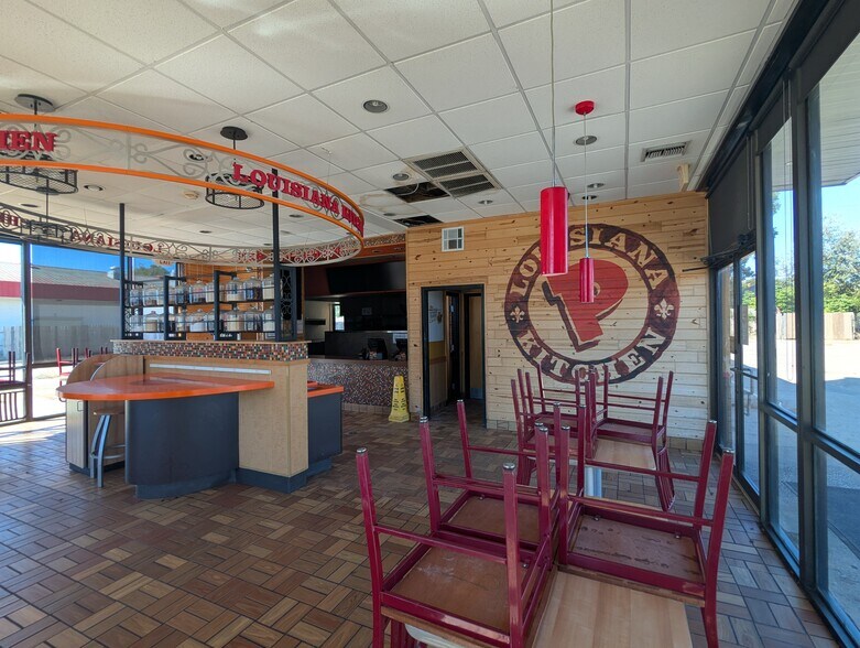 More Photos Of 1430 Washington Blvd, Beaumont General Retail For Sale