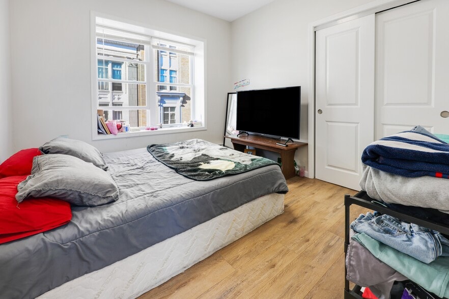 More Photos Of 5-13 Academy St, Poughkeepsie Apartments For Sale