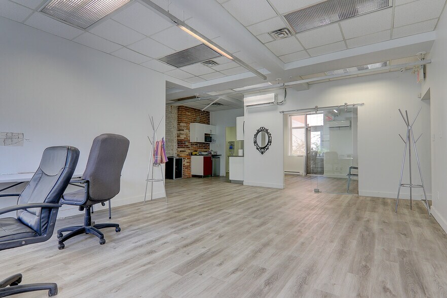 More Photos Of 66 Gerrard St E, Toronto Storefront Retail Office For Lease