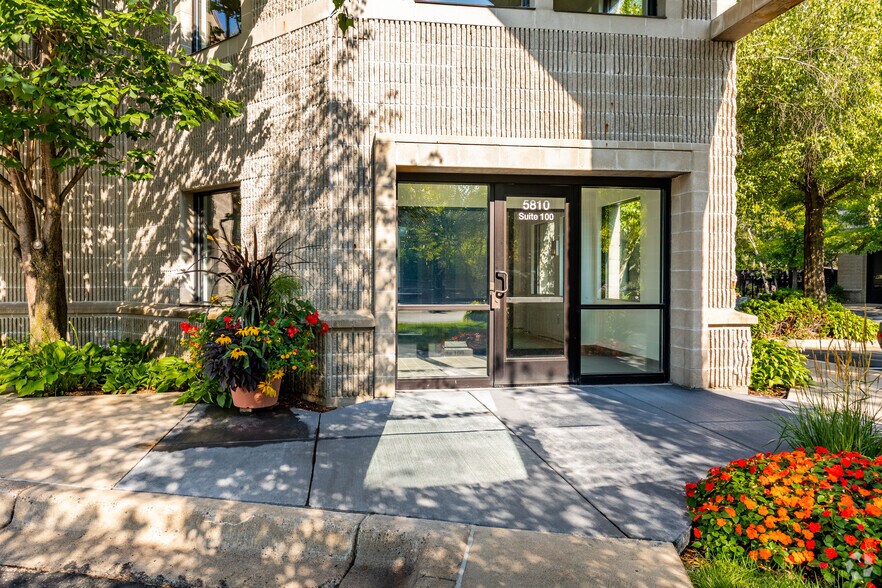 More Photos Of 5852-5870 Baker Rd, Minnetonka Unknown For Lease