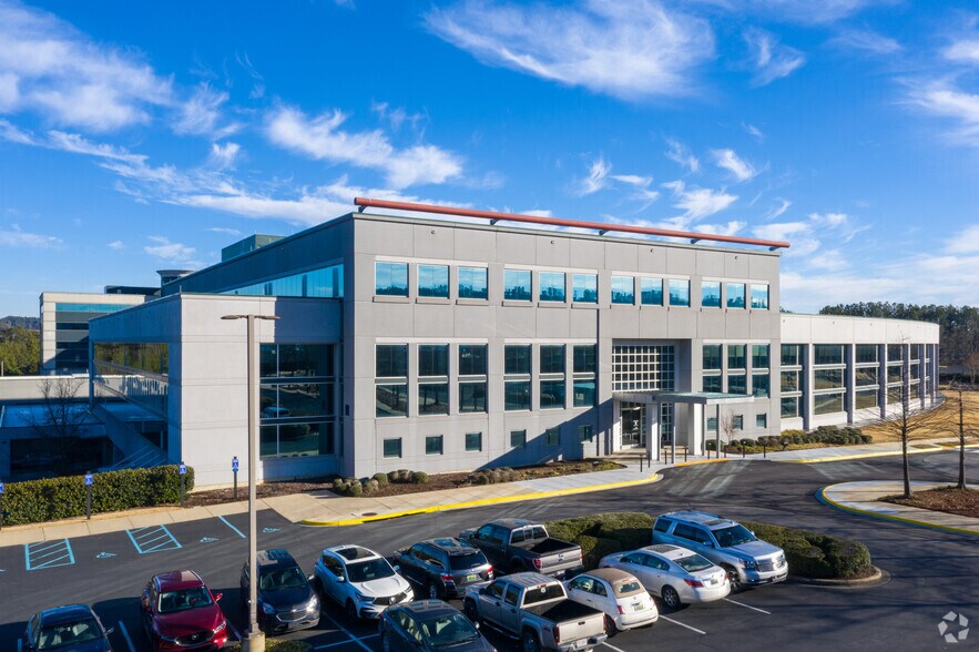 More Photos Of 200 Wildwood Pky, Birmingham Unknown For Lease