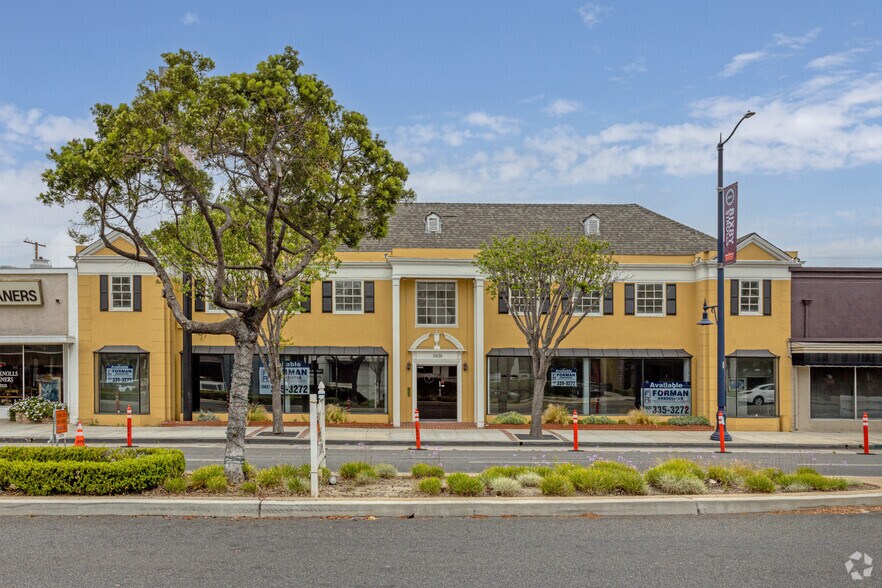 More Photos Of 3838 Atlantic Ave, Long Beach Loft Creative Space For Lease