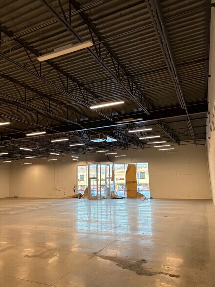 More Photos Of 201 N 7th St, Steubenville Freestanding For Sale