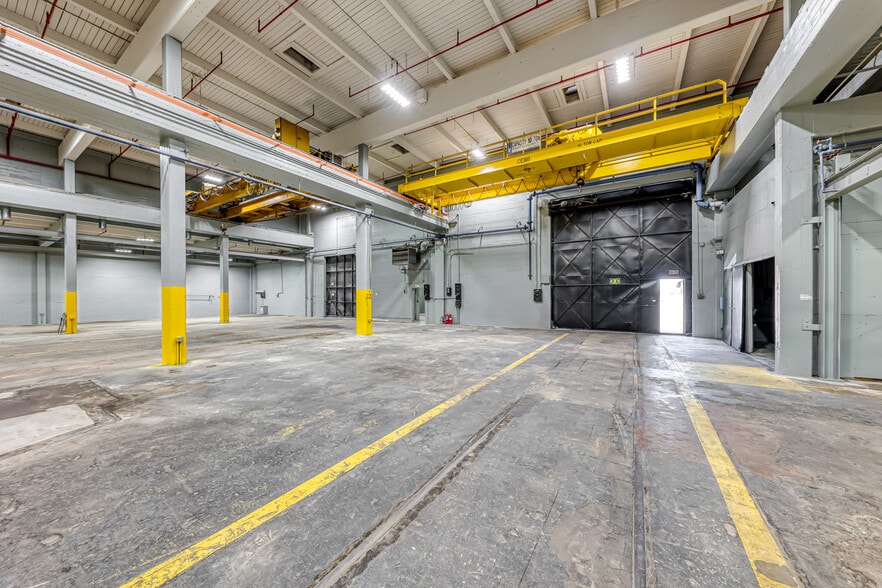 More Photos Of 190 S Fourth St, Henderson Unknown For Lease