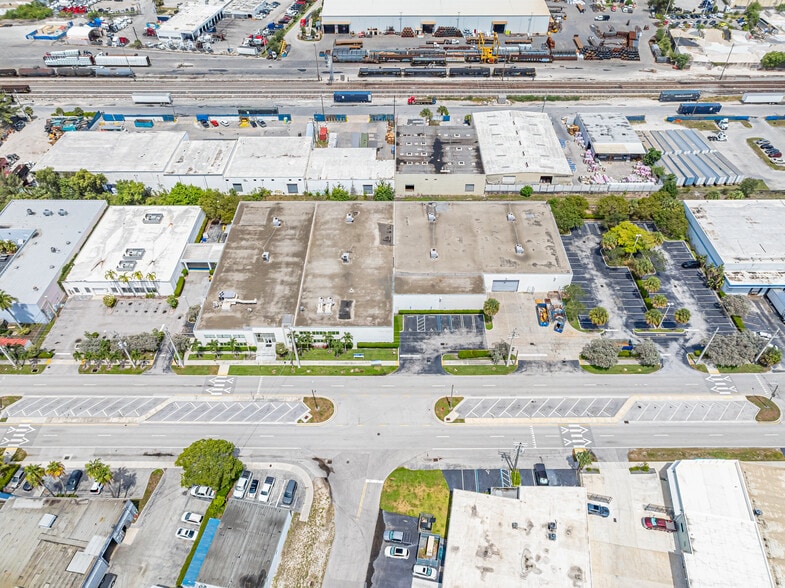 More Photos Of 3000 SW 2nd Ave, Fort Lauderdale Warehouse For Sale