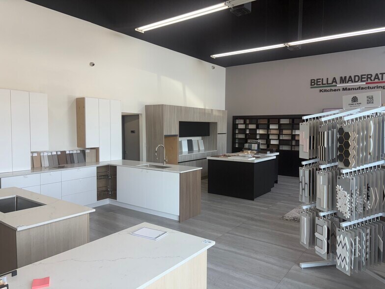 More Photos Of 2400 W Copans Rd, Pompano Beach Showroom For Lease