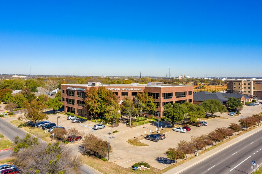 More Photos Of 2220 San Jacinto Blvd, Denton Office For Lease