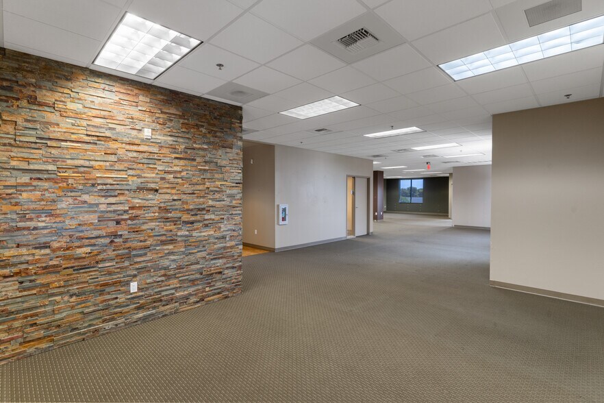 More Photos Of 6960 Smoke Ranch Rd, Las Vegas Medical For Lease