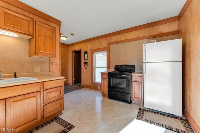 More Photos Of 112 Vine St, Wellington Storefront Retail Residential For Sale