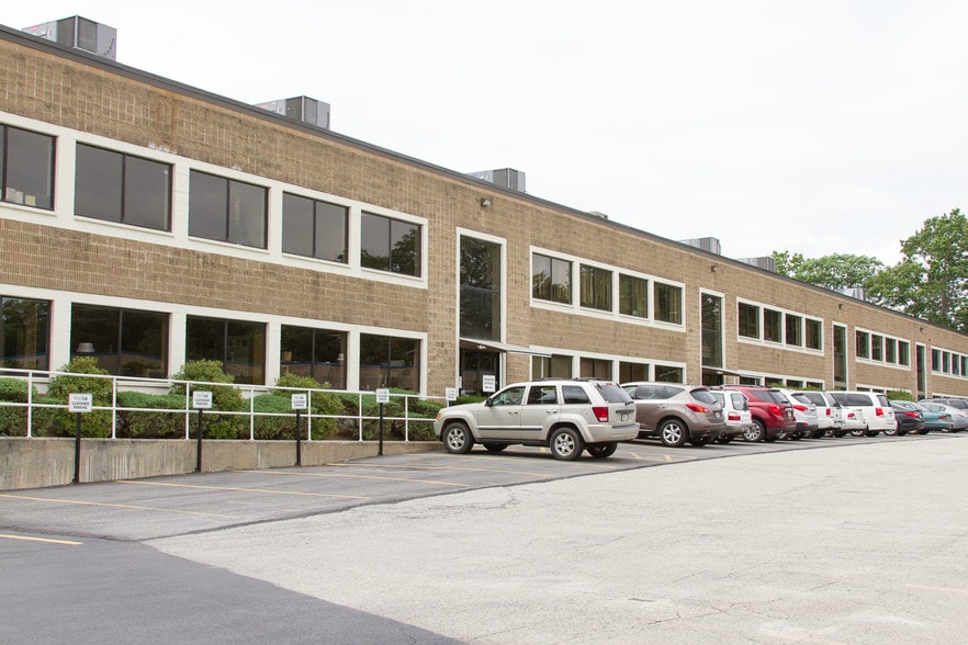 More Photos Of 104 Otis St, Northborough Light Manufacturing For Lease