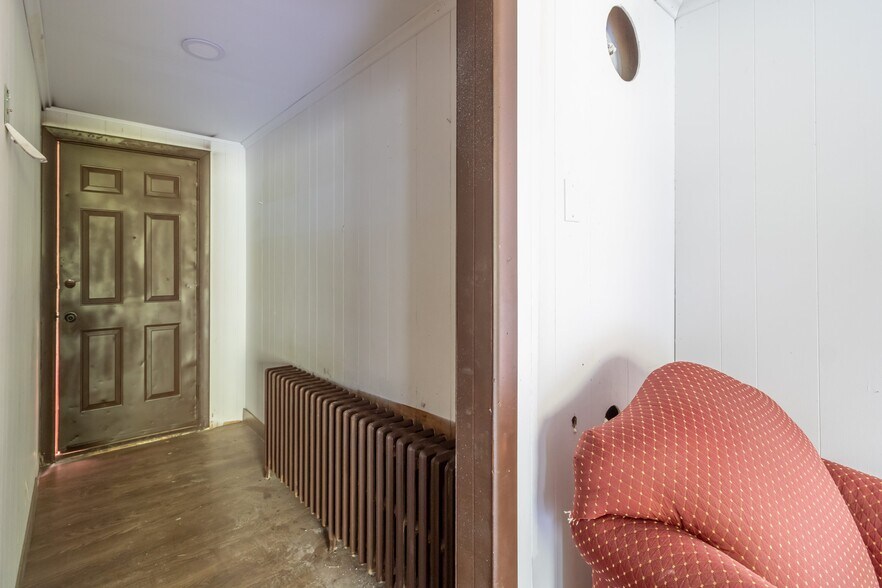 More Photos Of 196 US Route 1, Bucksport Hotel For Sale